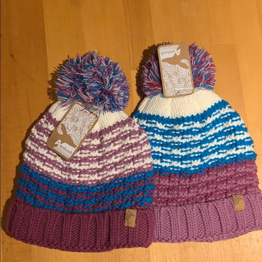 Pretty winter hat with pompon